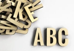 Decorative Letters Oswald – 26 Parts Alphabet