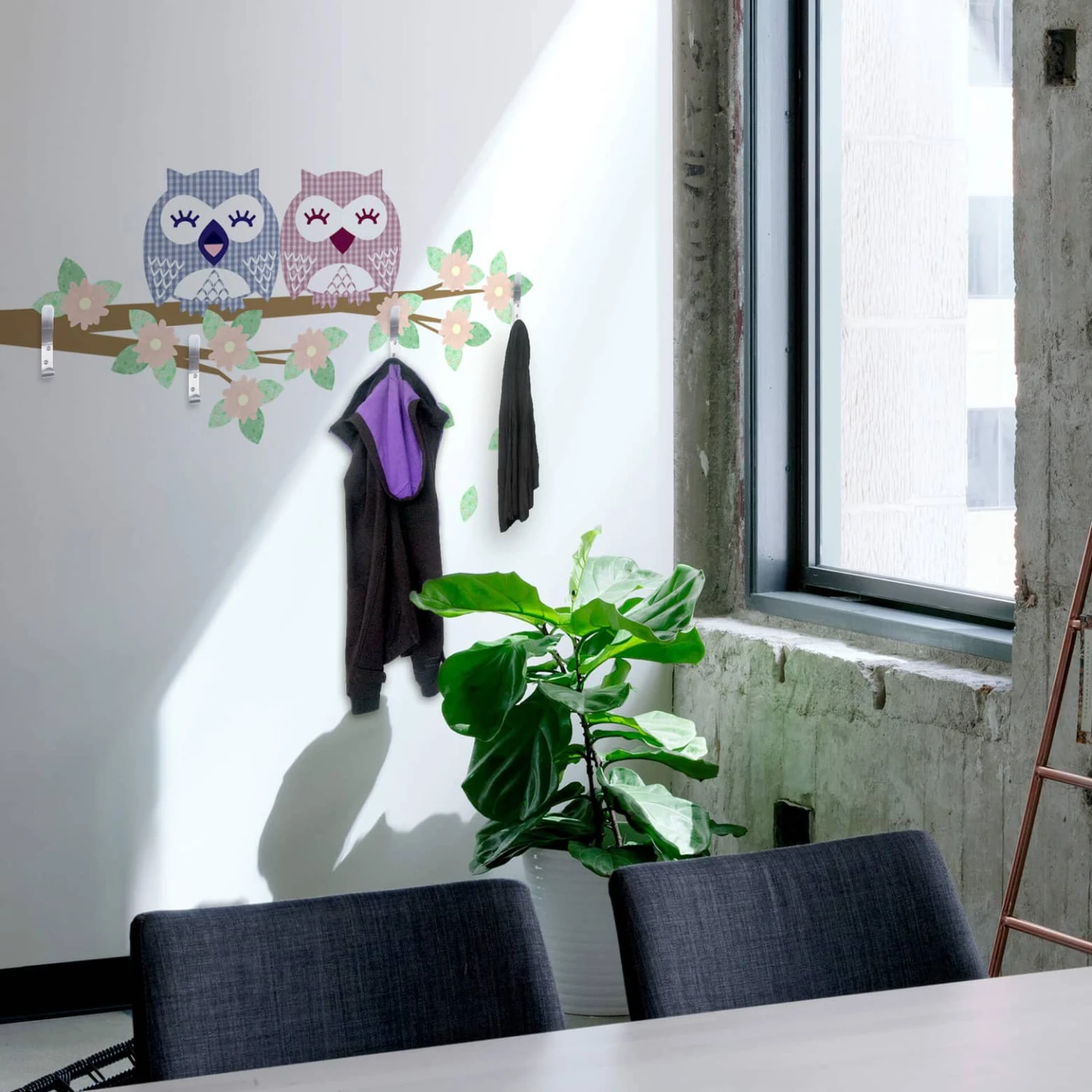 Branch With Owls + 4 Hooks Wall Sticker