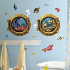 Disney Finding Nemo - Portholes Large Set