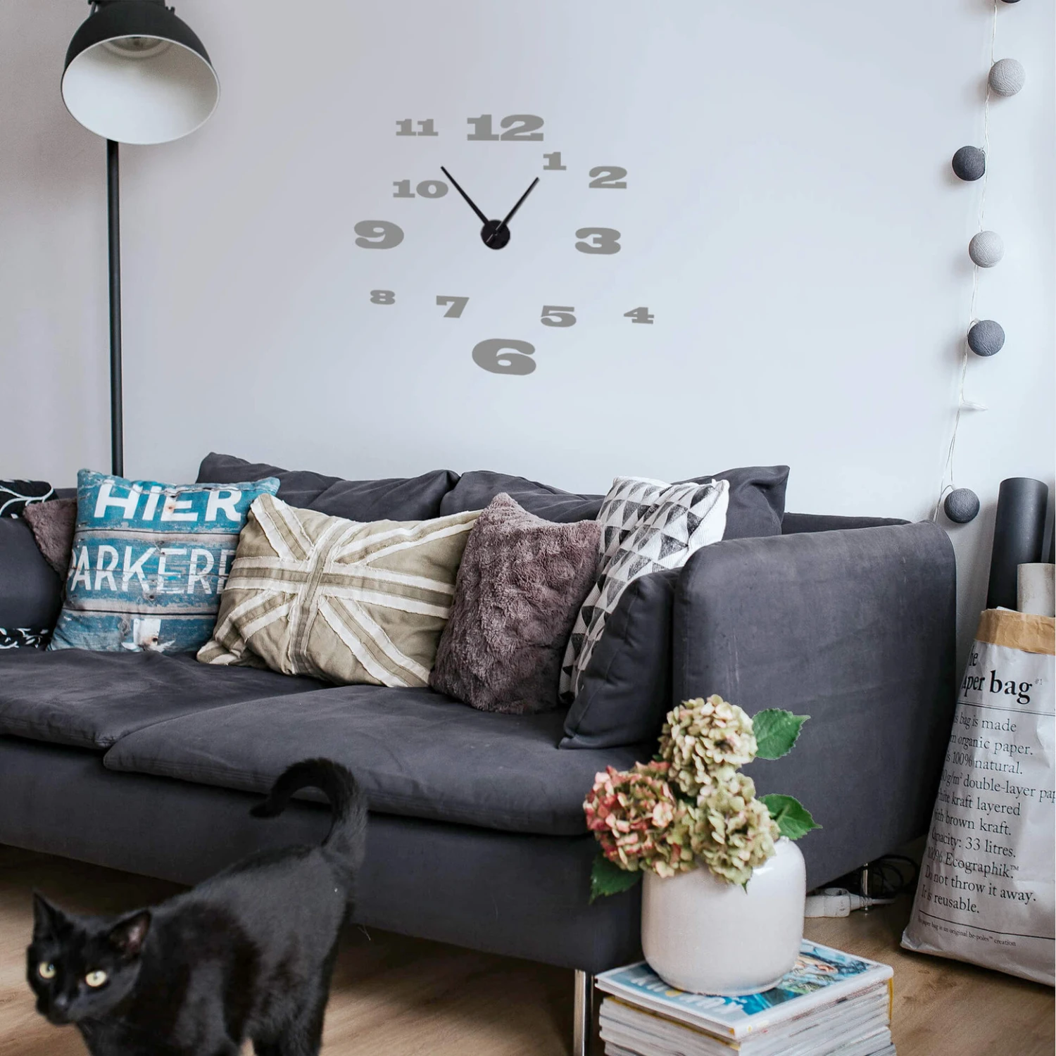 Chaotic Wall Sticker + Clock